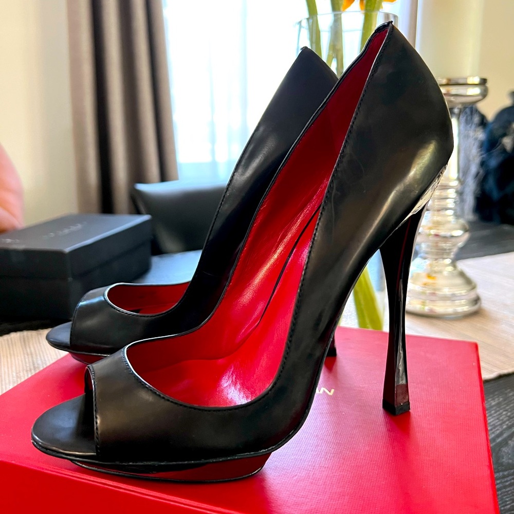 Charles Jourdan peep toe heels